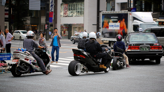 Illustration for article titled Meet Sato-san: The Guy Who Makes Lowriders And Bosozoku Cars In Japan
